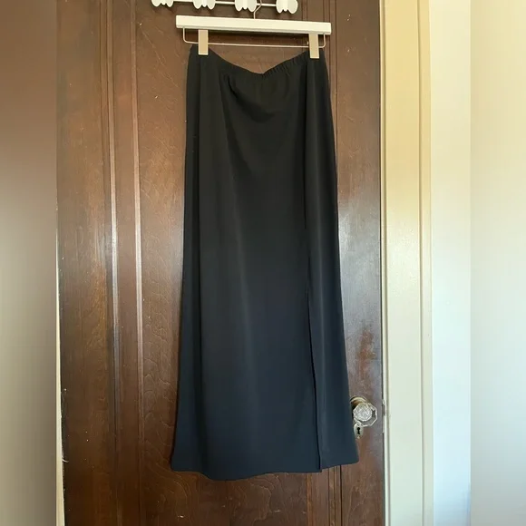 COPY - Vintage Black Maxi Skirt with Slit - Picture 1 of 4